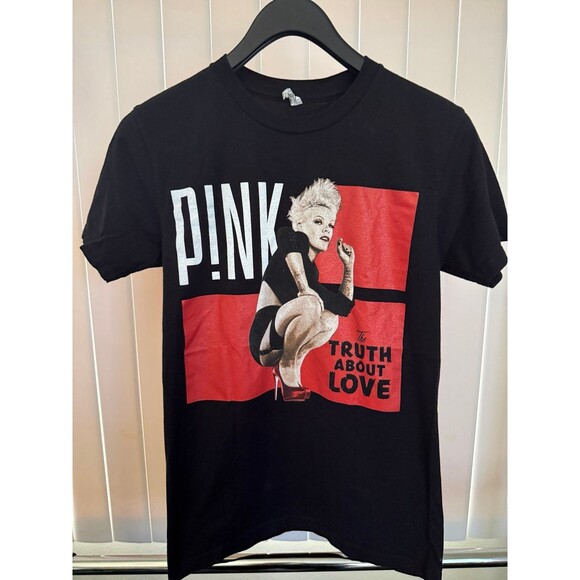 Alstyle Other - Men’s Pink P!NK The Truth About Love 2013 Tour Shirt Size Small